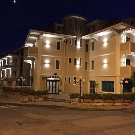 Hotel Aerhotel Phelipe 3*