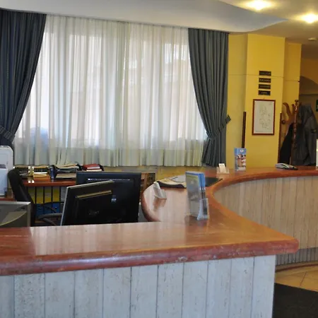 Hotel Aerhotel Phelipe