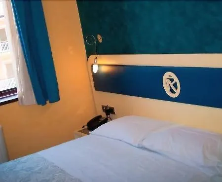 Aerhotel Phelipe Отель 3*