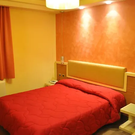 Aerhotel Phelipe 3*