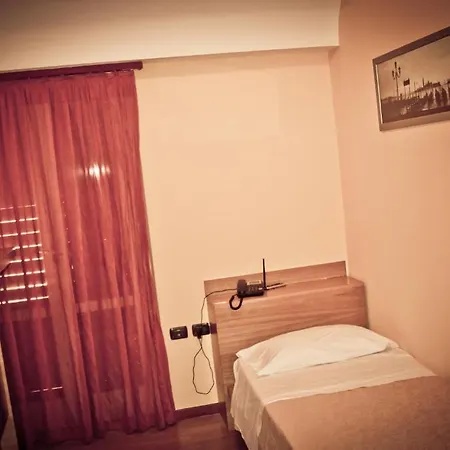 Aerhotel Phelipe 3*