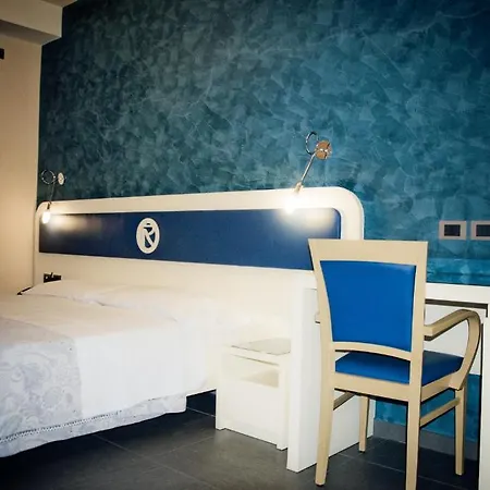 Отель Aerhotel Phelipe