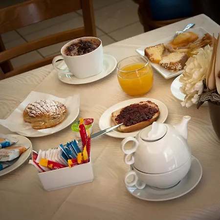 Aerhotel Phelipe 3*