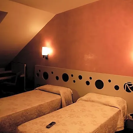 Aerhotel Phelipe Hotel 3*