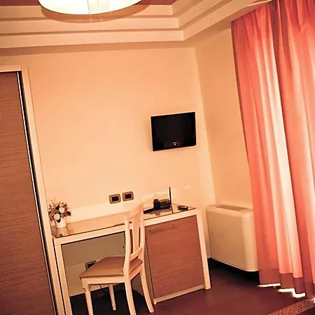 Hotel Aerhotel Phelipe