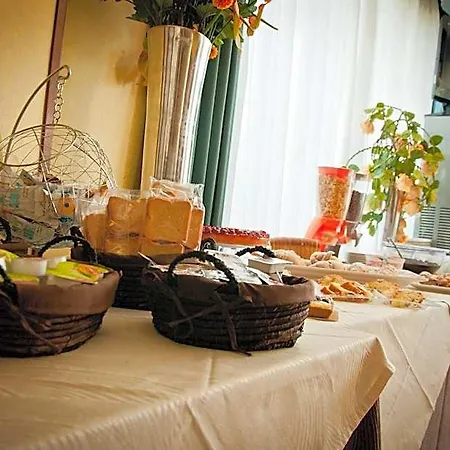 Aerhotel Phelipe Hotel SantʼEufemia Lamezia