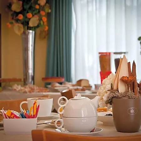 Aerhotel Phelipe Hotel SantʼEufemia Lamezia