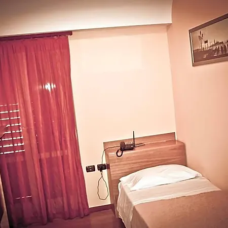 Aerhotel Phelipe SantʼEufemia Lamezia