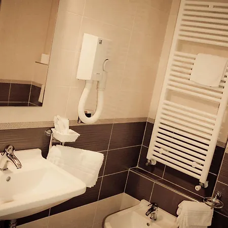 Aerhotel Phelipe Hotel