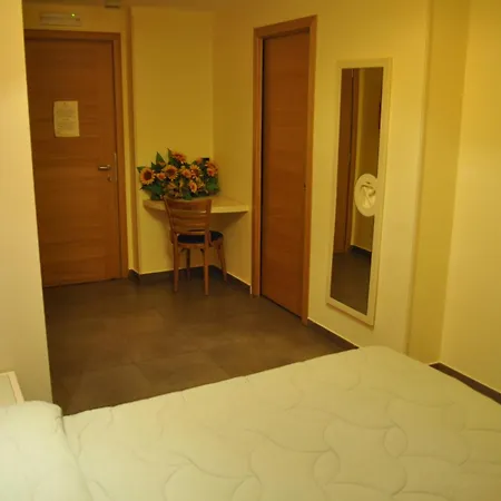 Aerhotel Phelipe 3*