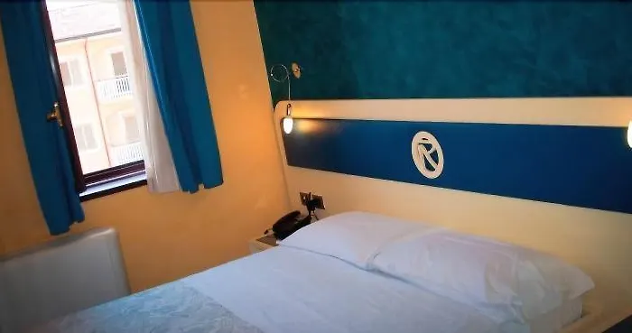 Aerhotel Phelipe מלון 3*