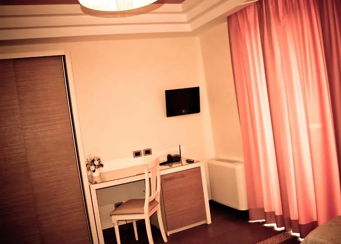 Hotel Aerhotel Phelipe 3*
