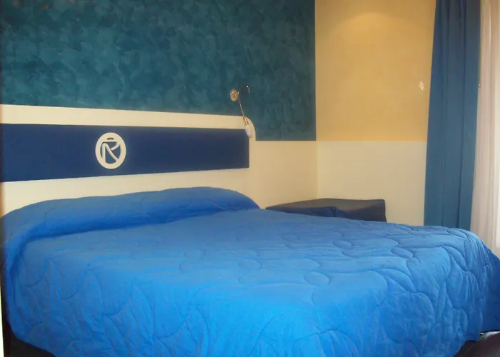 Hotel Aerhotel Phelipe 3*