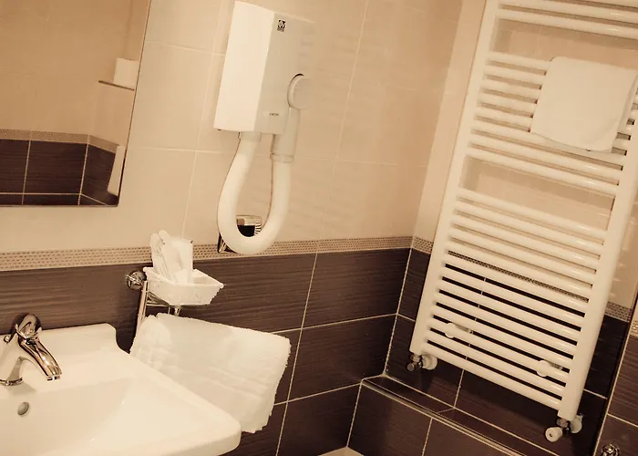 Aerhotel Phelipe Hotel 3*