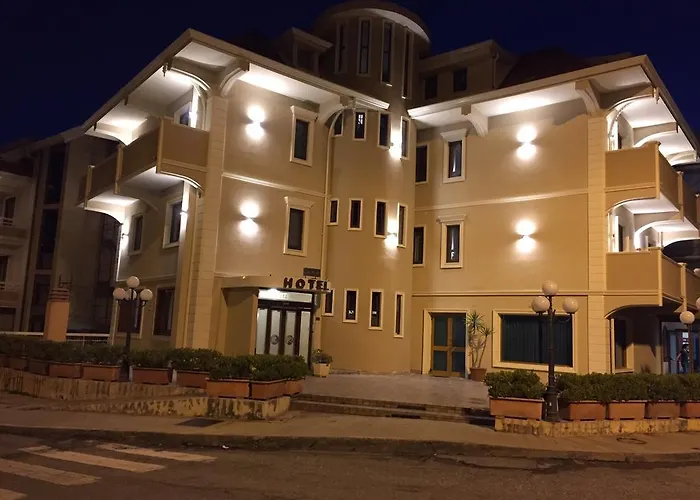 Aerhotel Phelipe מלון